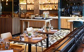 Novotel Birmingham Airport Terminal Building - Nec